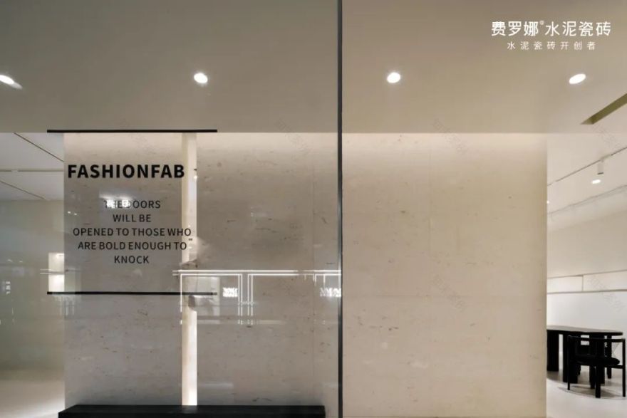 【砼·微水泥 U0案例】服装展厅,展现静谧的力量-16