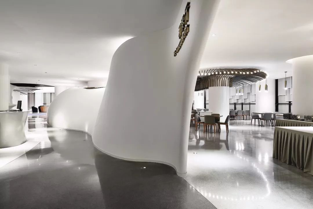 CZD HOTEL | 拥抱大海的现代度假空间-19