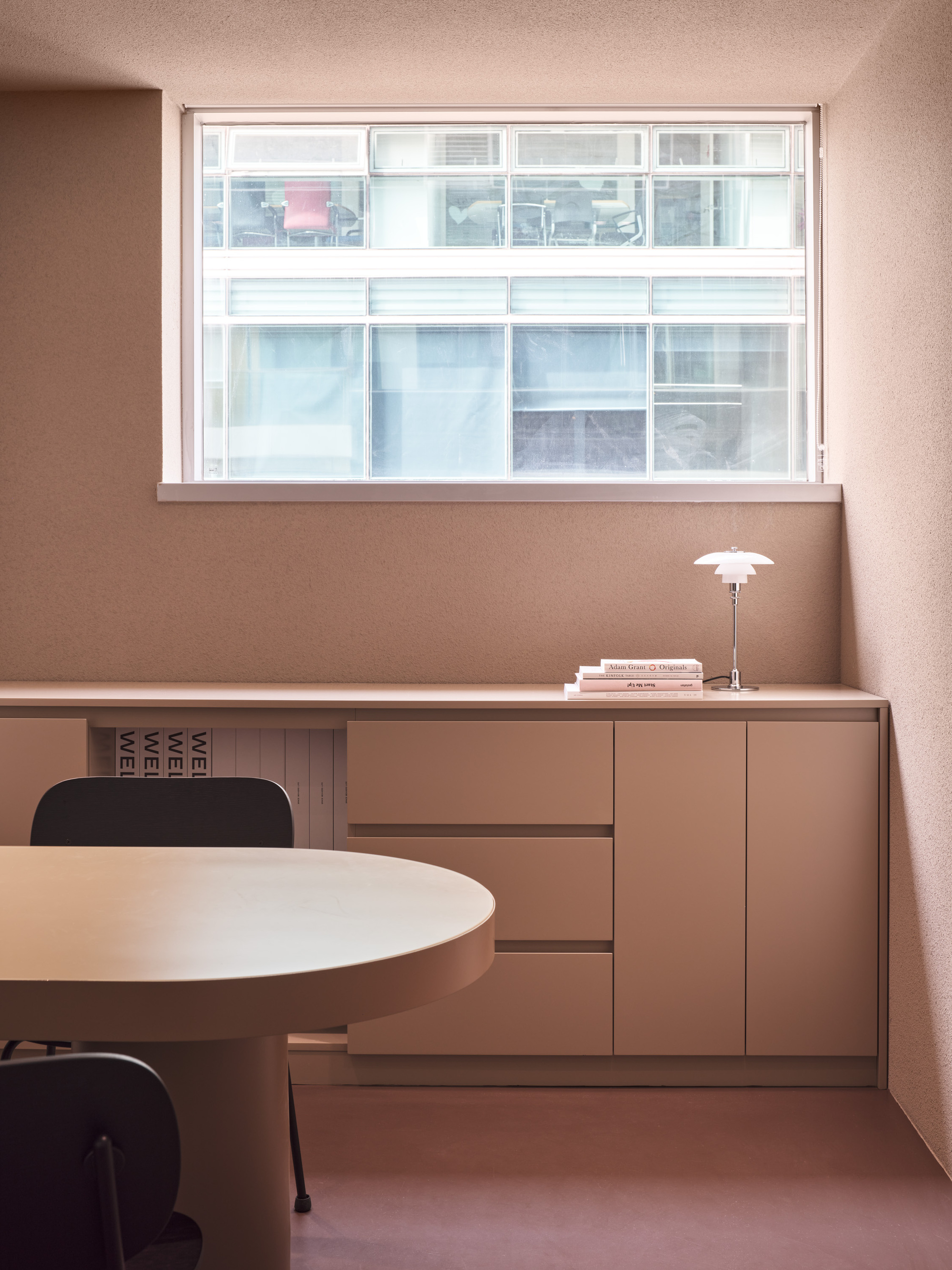 Apartmentary Dosan Offices and Showroom / studio fragment-28