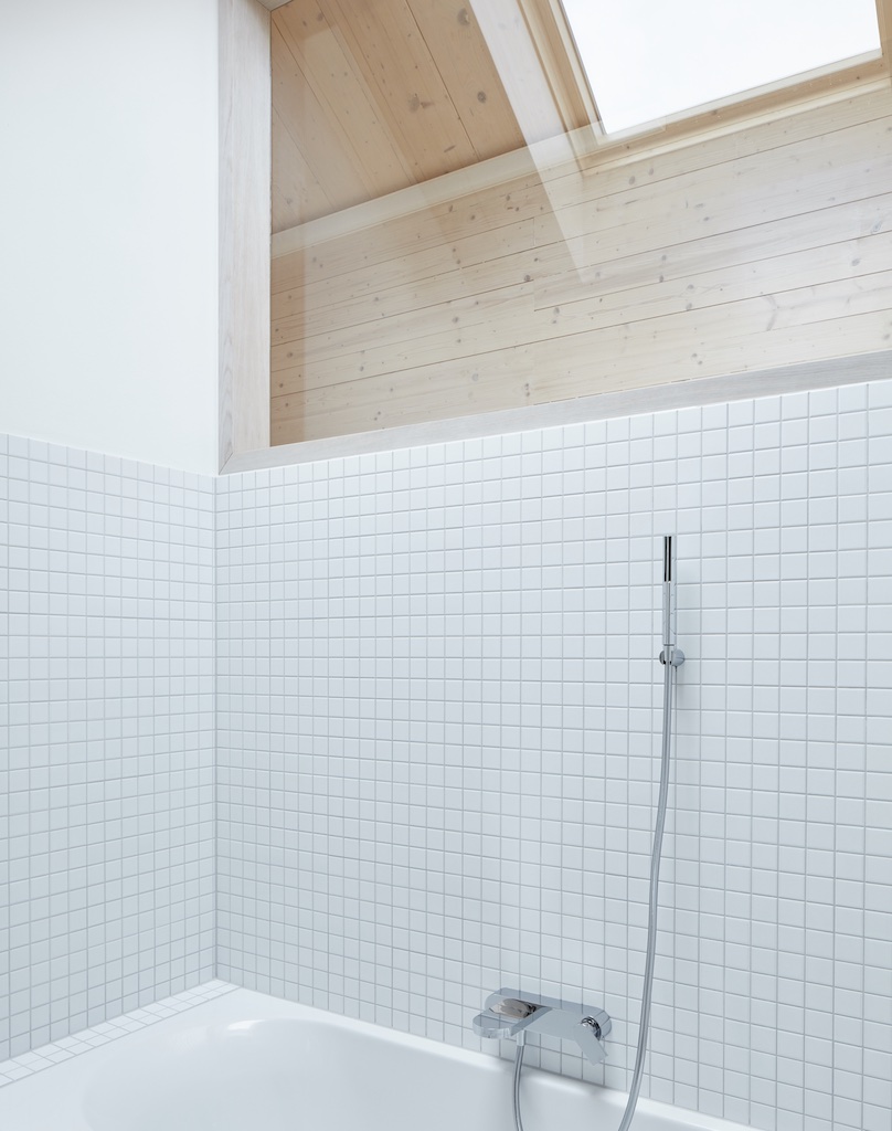 柏林住宅区屋顶扩建公寓-16