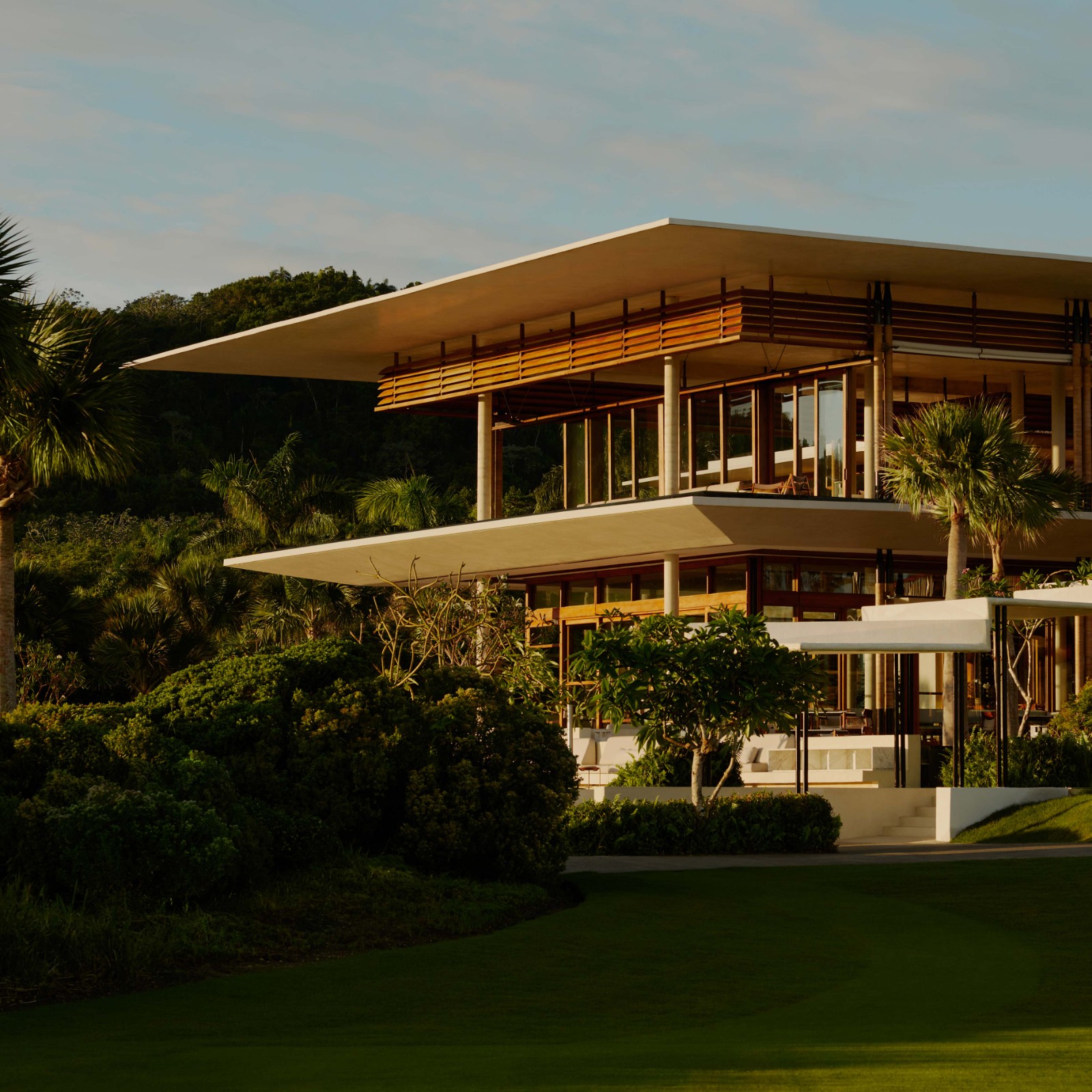 安缦茵澜 AMANERA丨John Hear-29