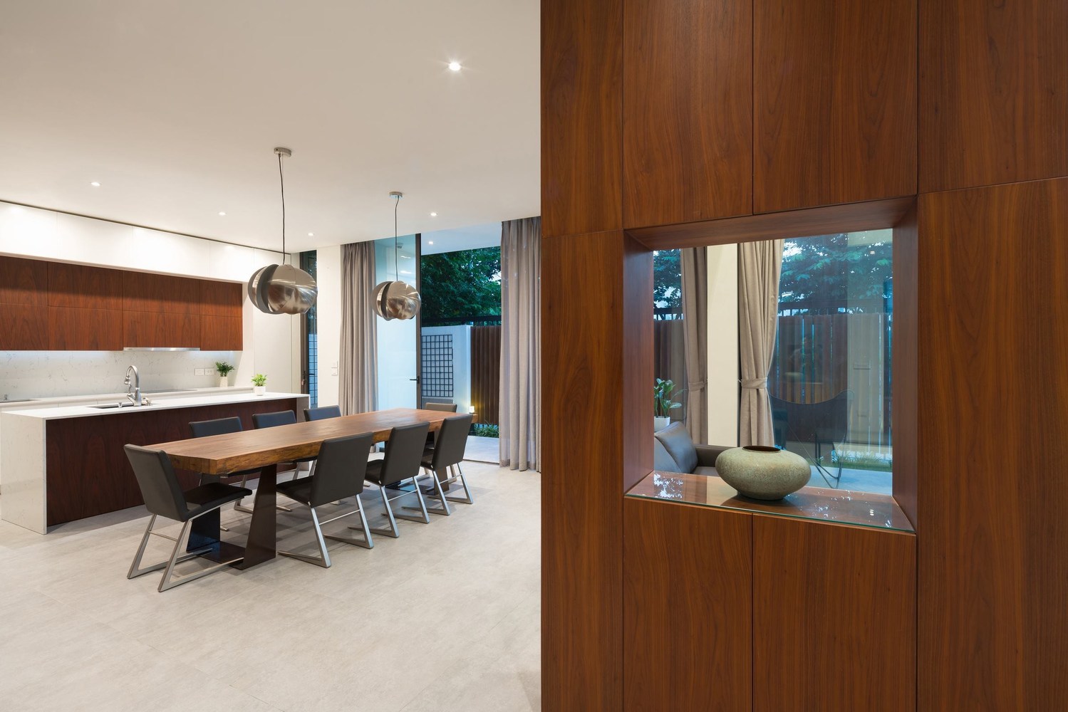 越南城市角落别墅 | 现代风格与自然景观的完美融合-57