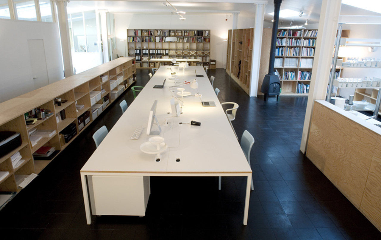 伦敦 Jasper Morrison 工作室 · 仓库改造的办公与零售空间-15