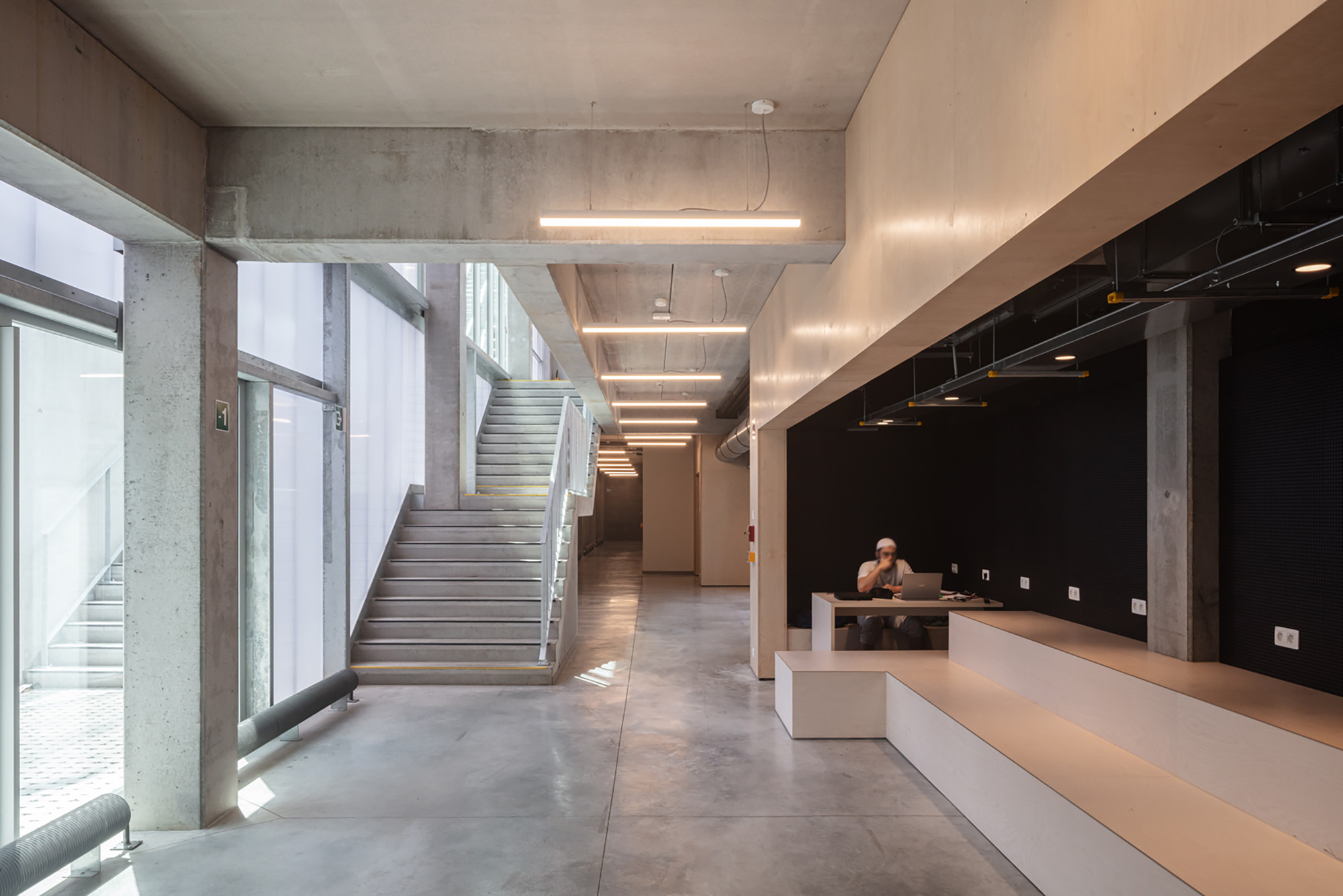 卢弗尔大楼,A229丨比利时列日-14