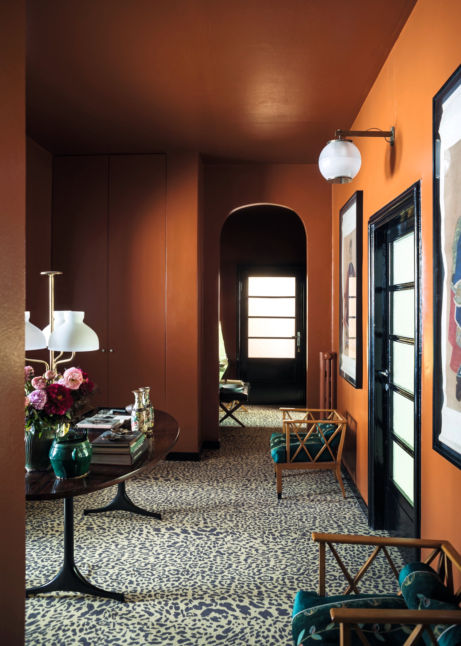 米兰设计师的“地下”公寓 | 光与影的游戏-1