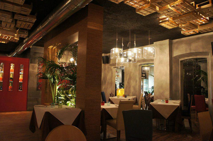 “ПЕПЕРОНИ”餐厅丨意大利丨米兰设计师Andrea Langhi-10