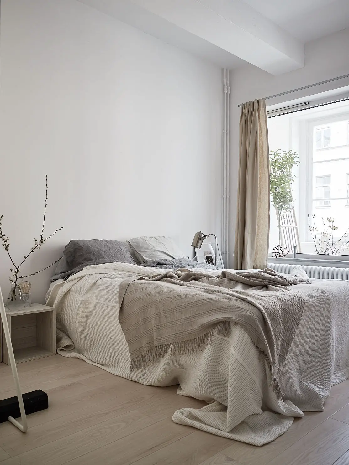 瑞典旧巧克力工厂改造的工业风公寓-13