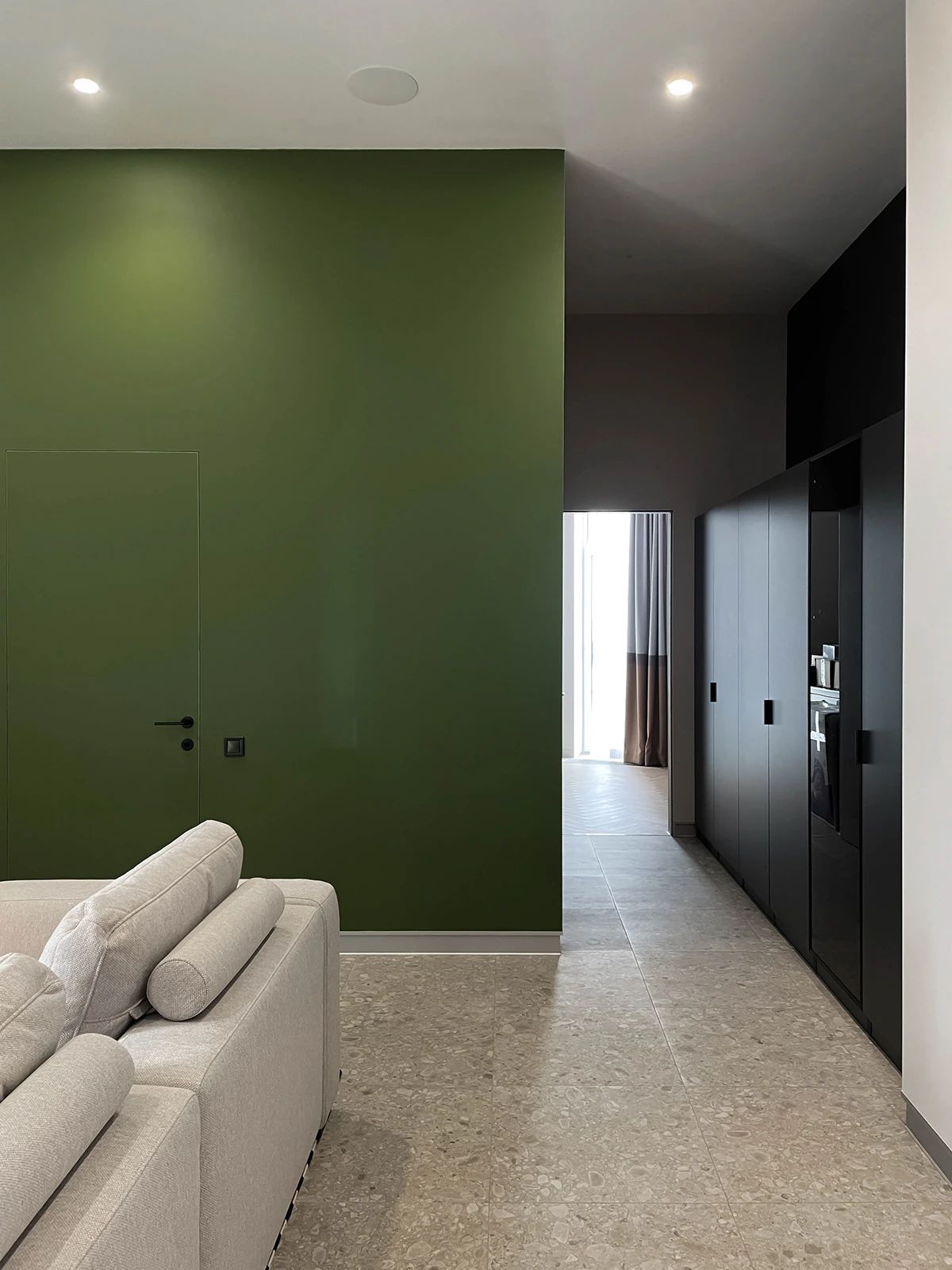 红绿撞色两室一厅丨Oleksandra Teslia-7