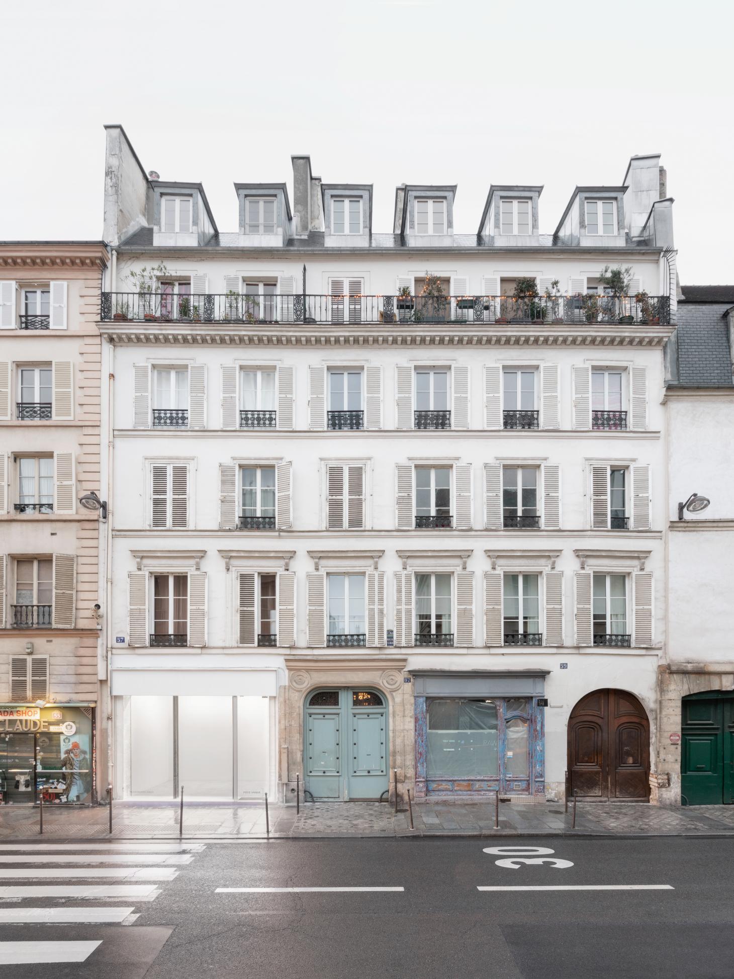 巴黎新画廊 | 单一作品展览的极致体验-5