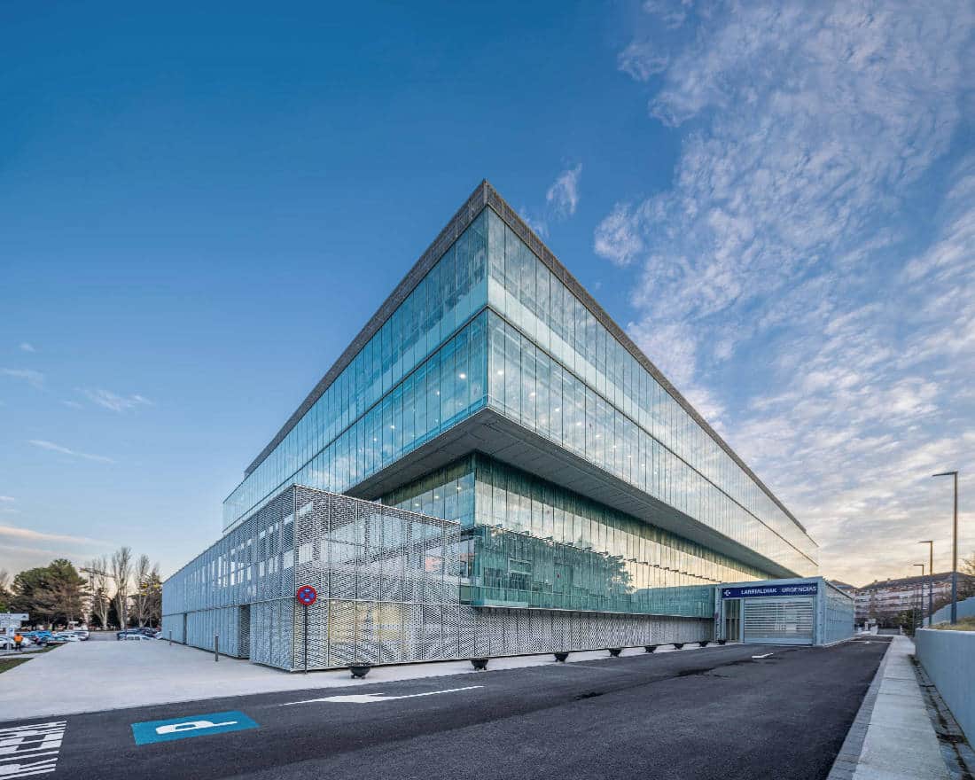 T·agorrit·u总部中央服务与外科新楼（阿拉瓦大学医院）丨西班牙丨Estudio Beldarrain等多家公司及个人-2