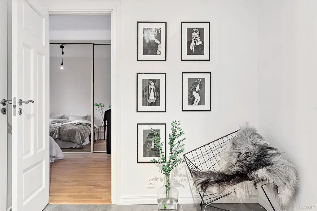 瑞典灰白经典公寓 | 温馨宁静的现代设计-18