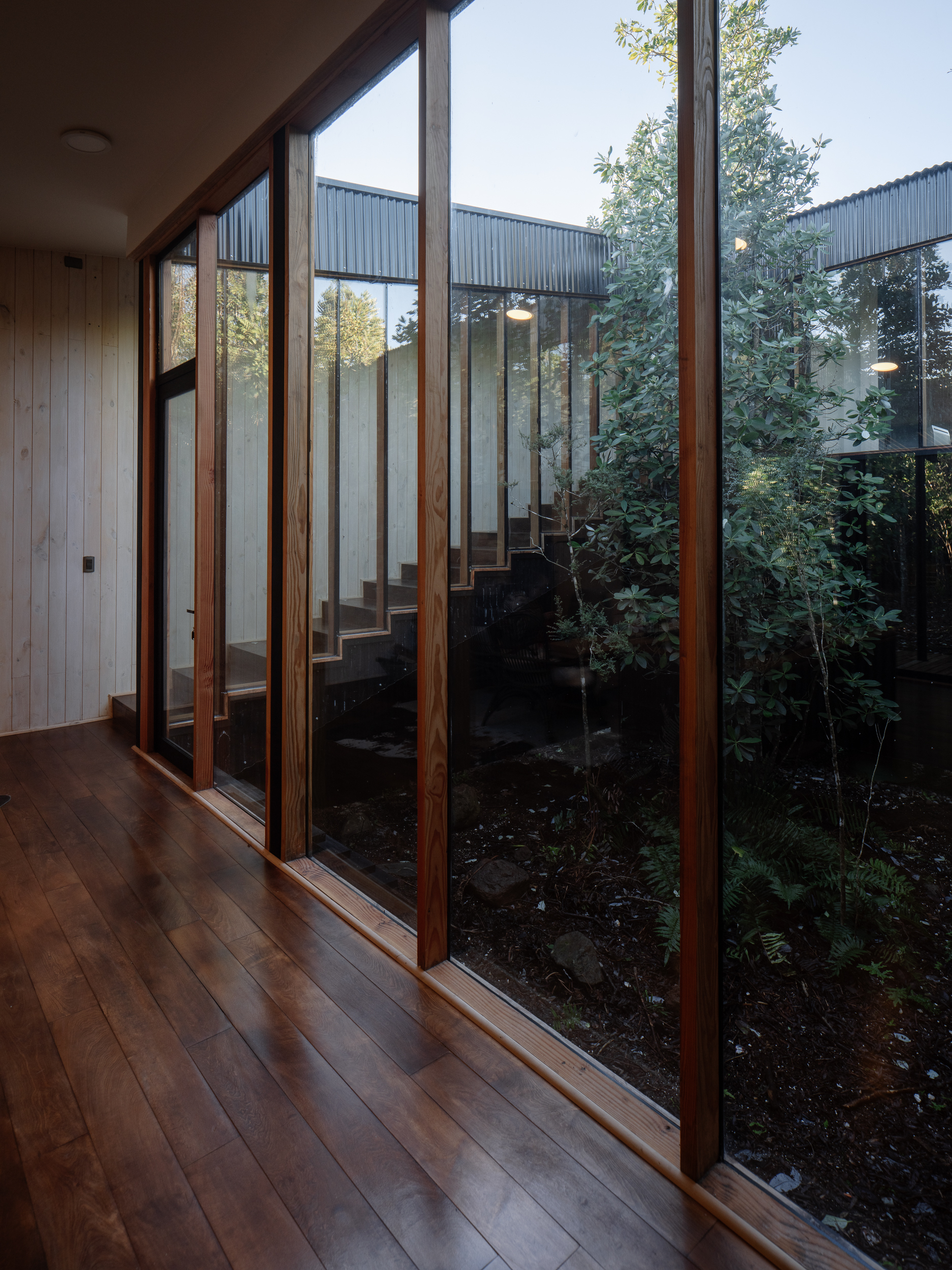 一座庭院式住宅丨智利丨Lucas Maino Fernandez-13