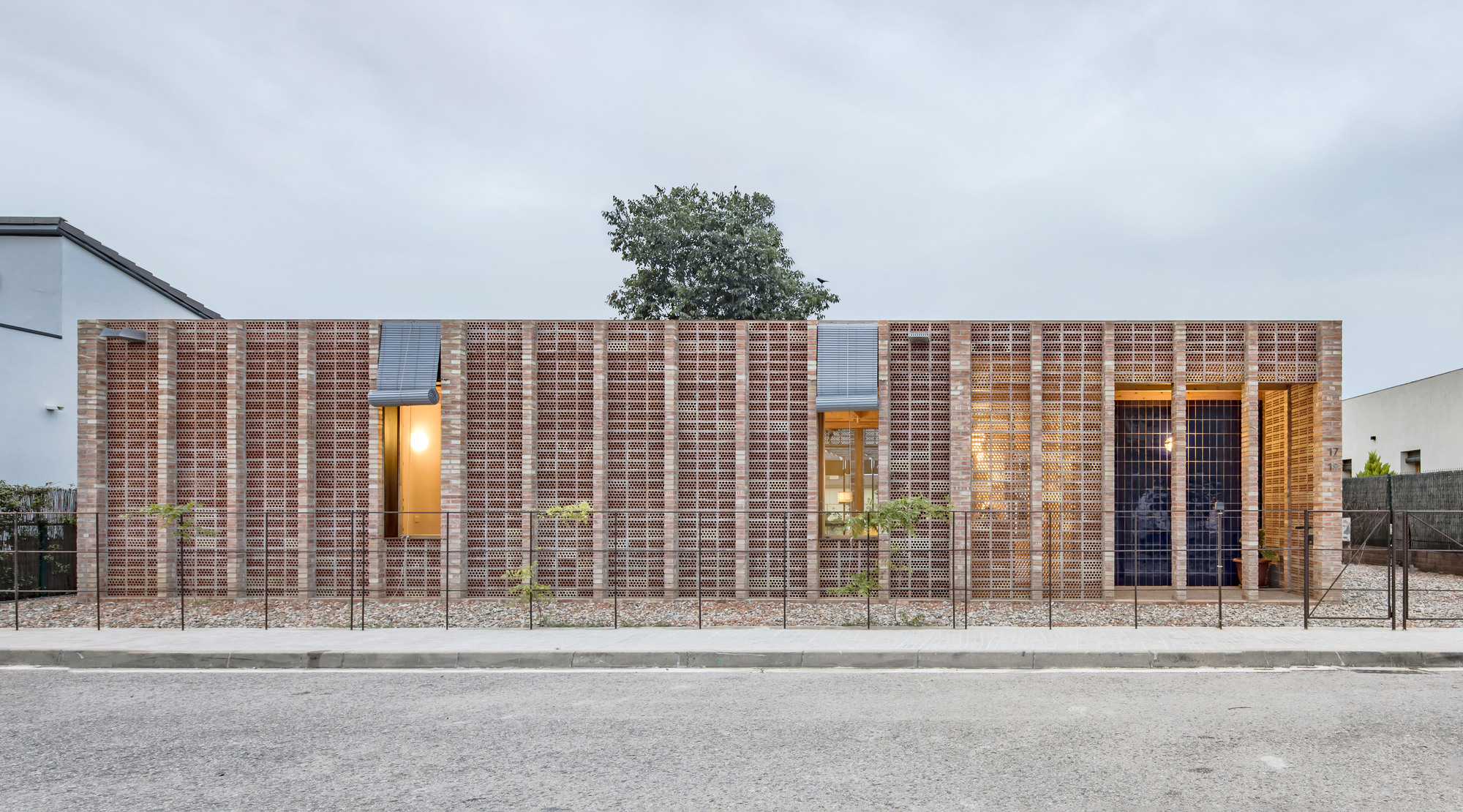 拉·蒙特塞和马内尔的家丨西班牙丨OBO Estudi-33