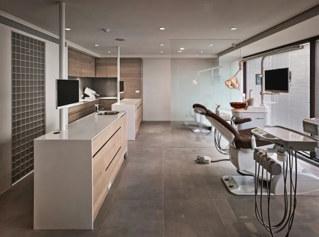 牙医诊所设计之美 · 阳光与曲线的交织-21