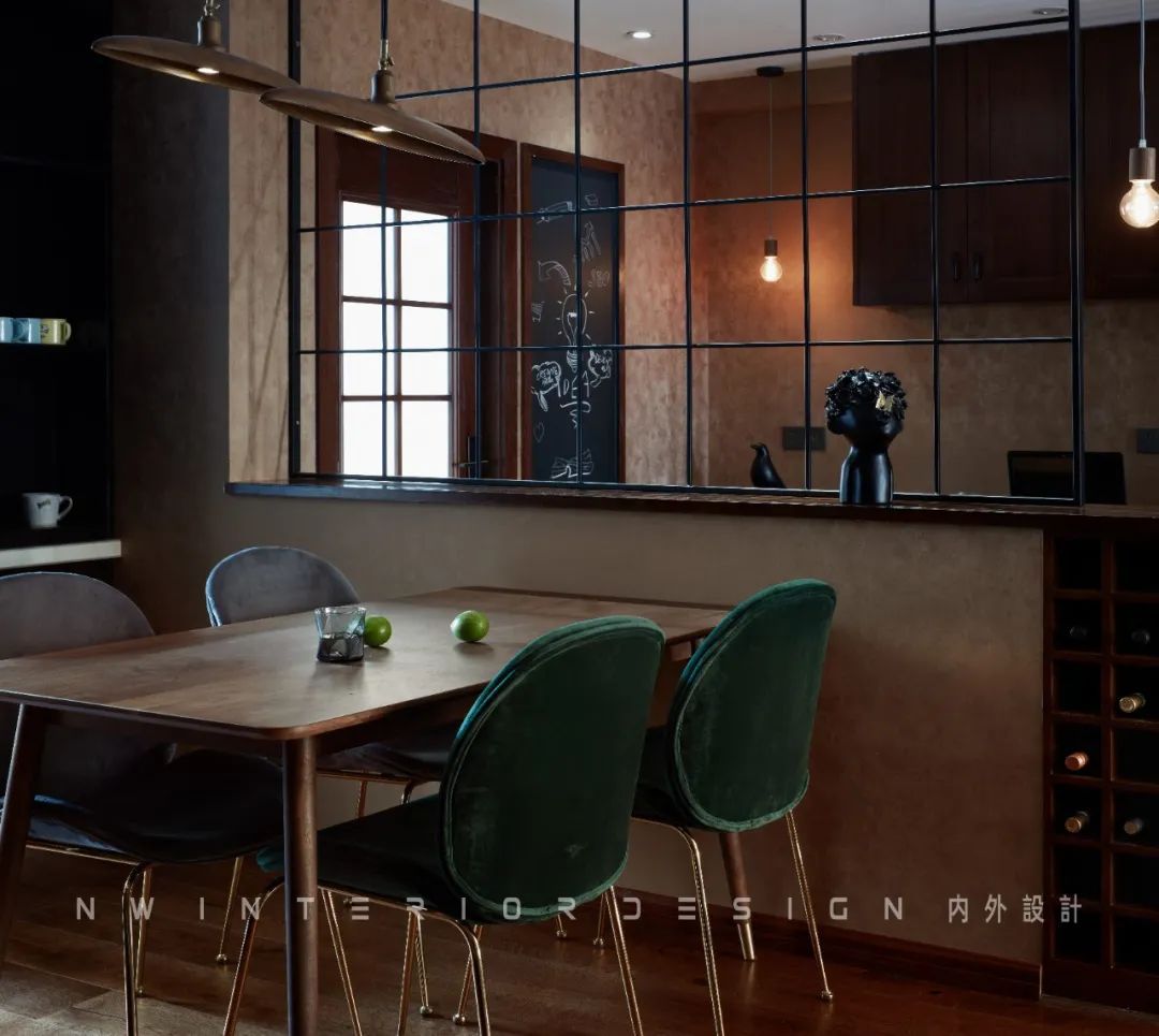 岳阳天伦国际钟宅 | 实景作品《咖啡与香草》——深色调的温馨空间-36