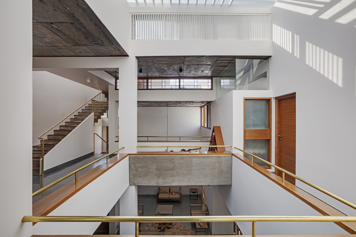 印度南部现代住宅的庭院生活-55