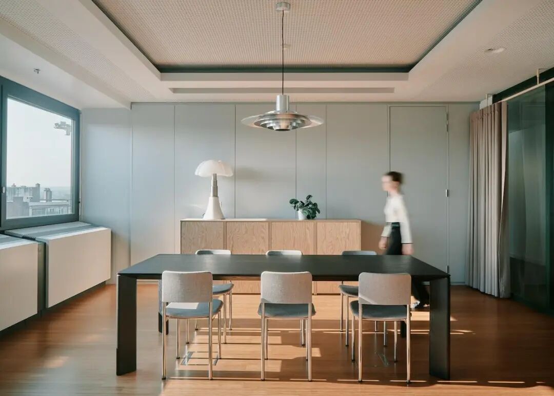 比利时AG保险沙勒罗瓦办公楼局部改造项目丨Ncbham-2