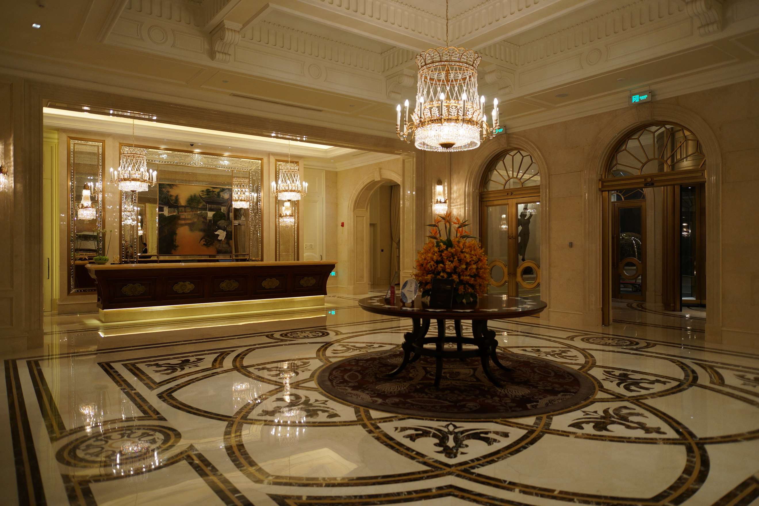 大连城堡酒店大堂区域照片-2-18