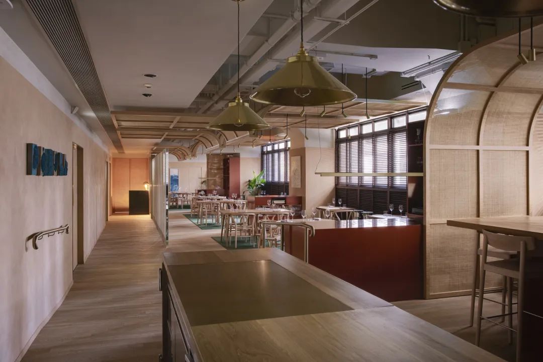 香港乳清餐厅丨中国香港丨亚太公装-7