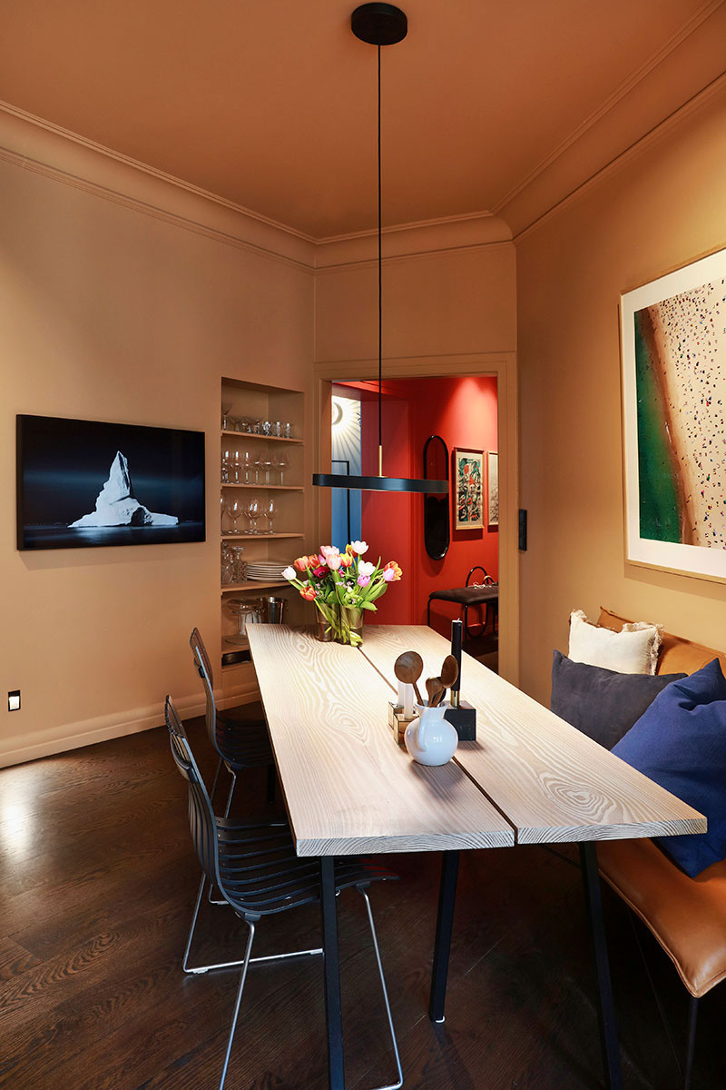 大胆色彩打造独特斯堪的纳维亚公寓-9