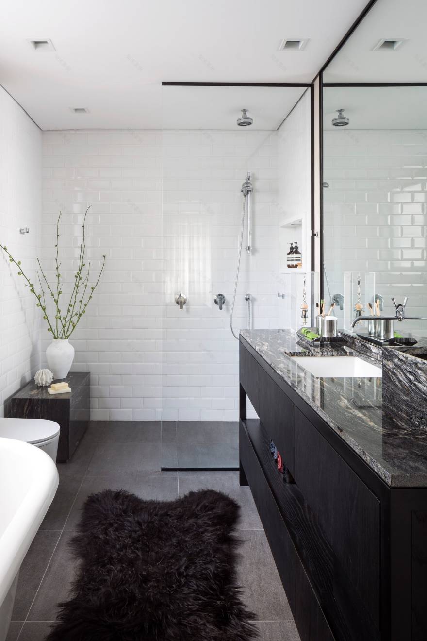 巴西设计师的极简主义公寓设计-25