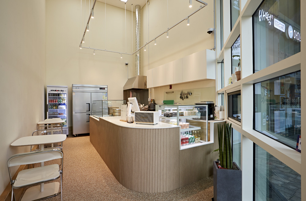 9 坪韩式餐厅 白色木质调温馨设计-3