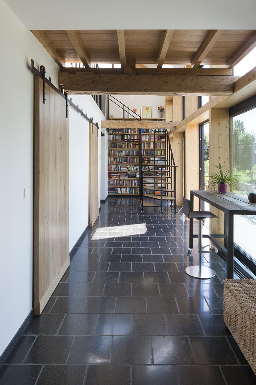 Old Clay Timbered House Renovated in Belgium by Burobill-17