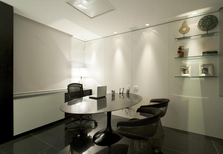 巴西律师事务所办公室翻新,融入垂直花园和环保设计-13