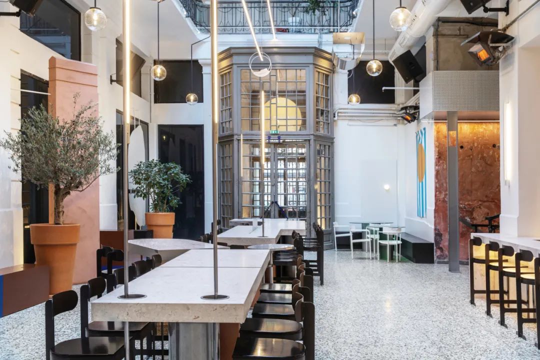 Fuego Camina Conmigo 办事处丨西班牙巴塞罗那-61