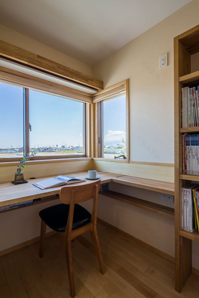 Takashi Okuno Designs this House for a Young Couple Whose Desire was to Live Among the Landscapes that Grew Up-18