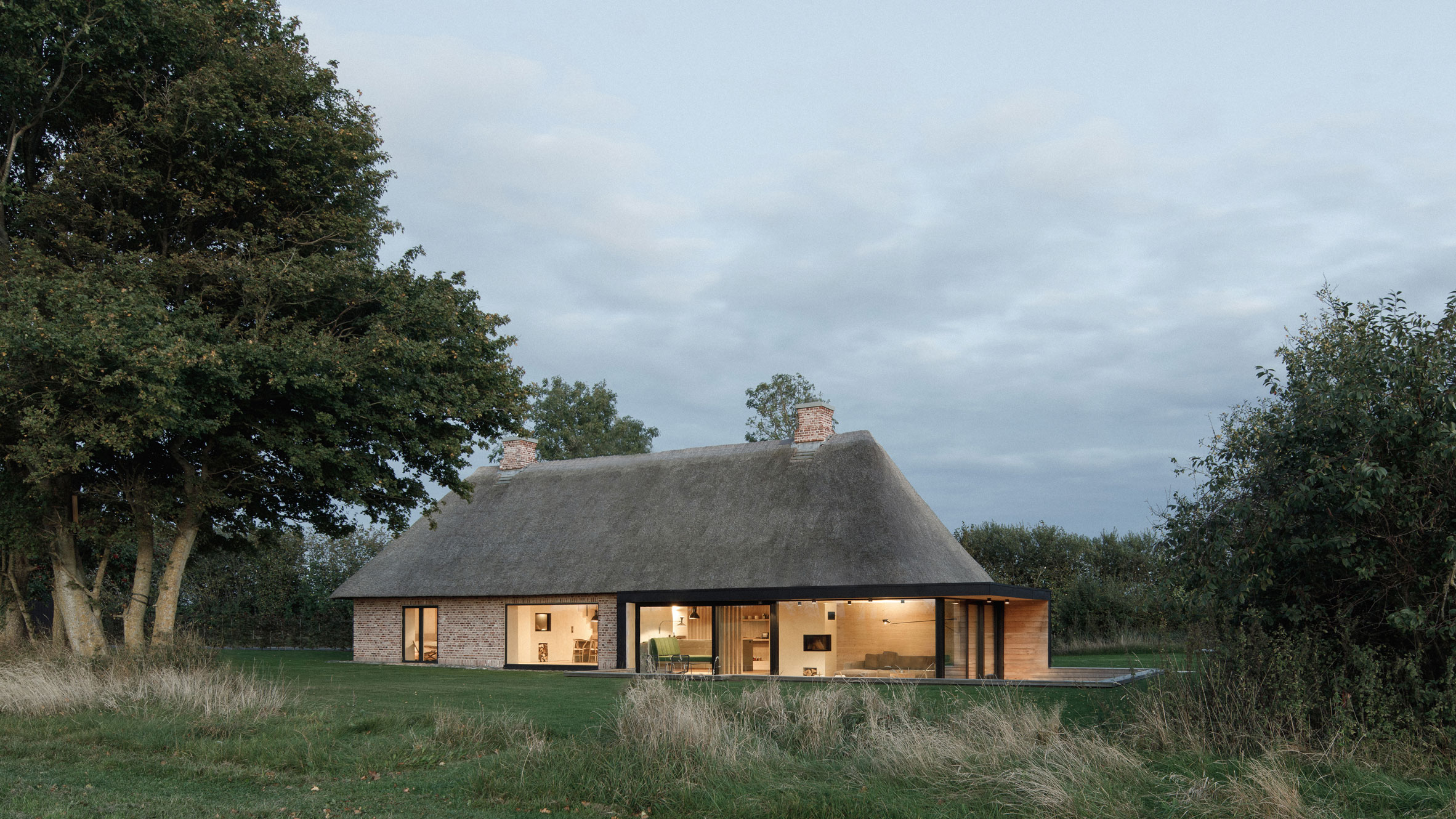 德泽恩评选 | 2022 年 10 月全球五大顶级住宅-0