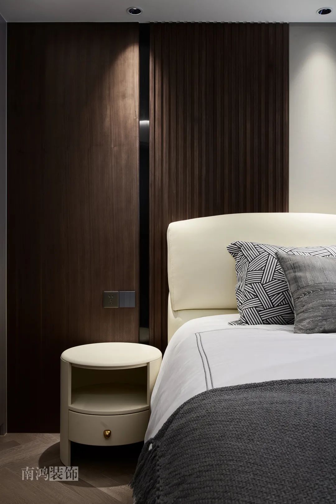 《西子铭苑》100㎡现代风格两室两厅丨浙江南鸿装饰-12