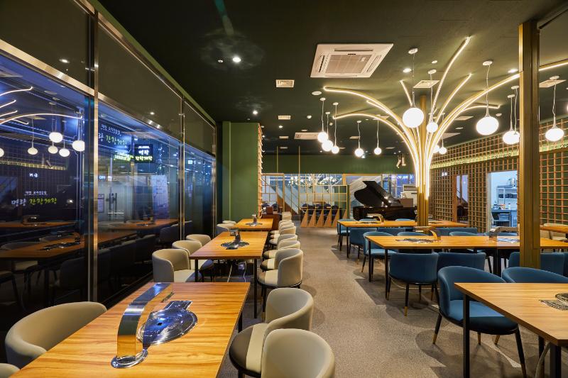 五十二平米温馨小窝，灯光设计的点睛之笔-2