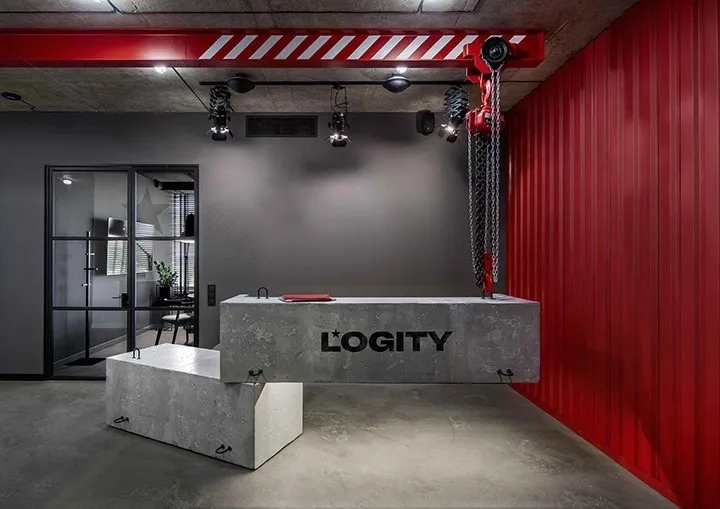 乌克兰 Logity 物流软件办公室,工业风混搭艺术气息-11
