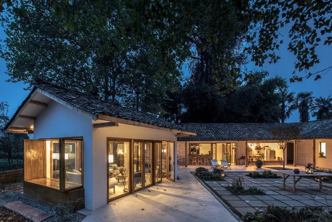 一座院子，度余生-11