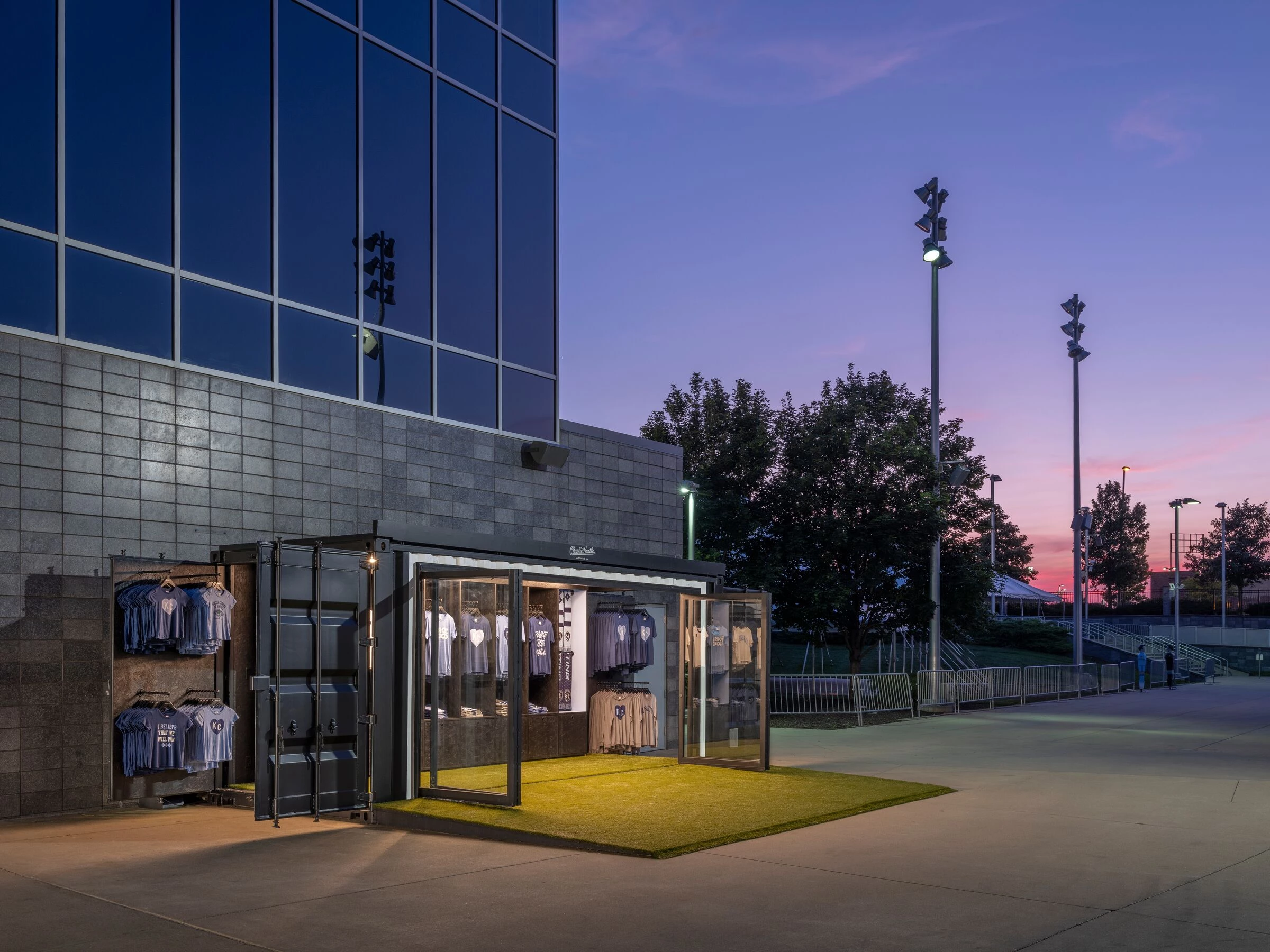 Charlie Hustle · Sporting KC 集装箱商店丨美国堪萨斯城丨KEM STUDIO-9