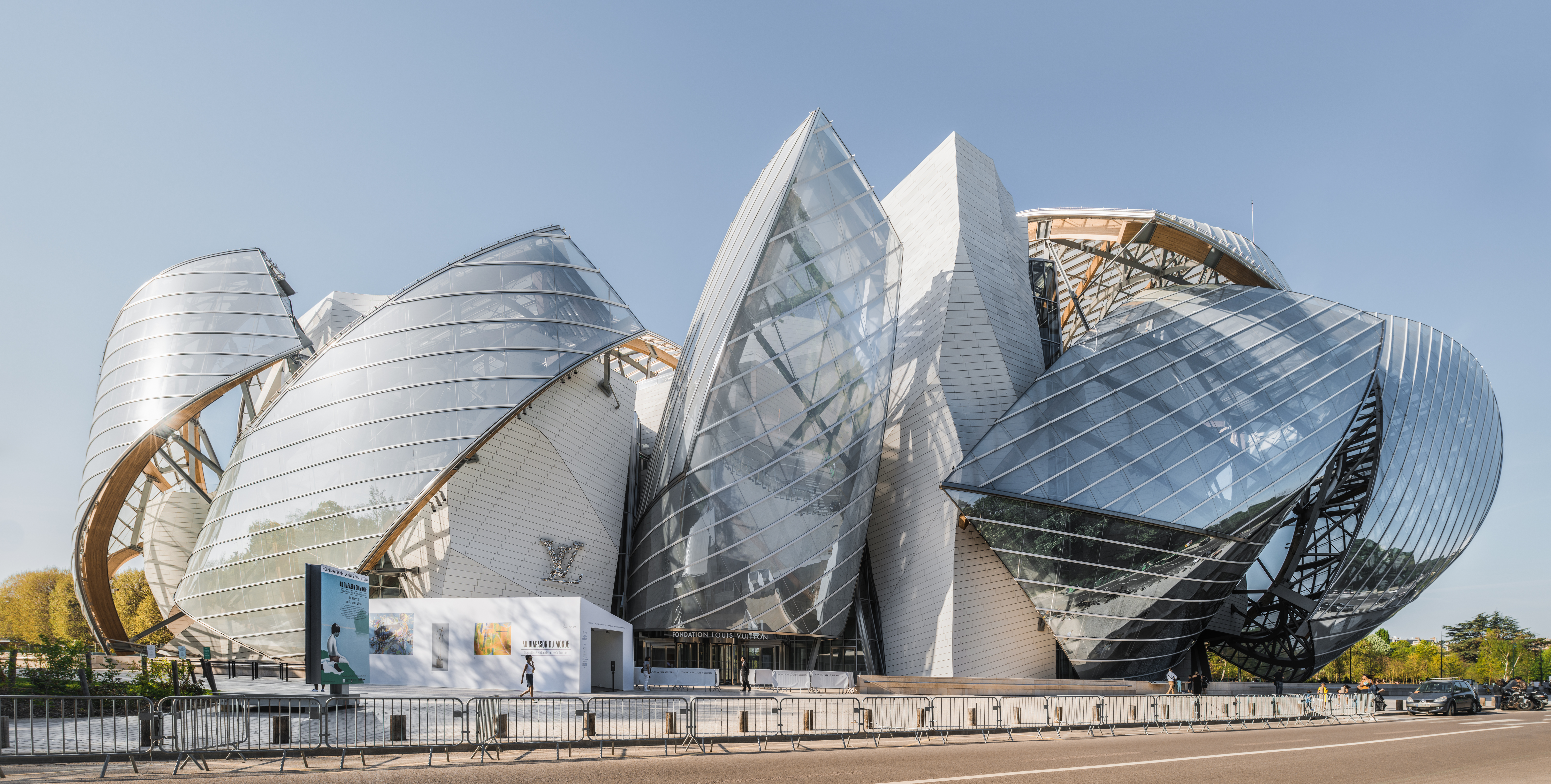 Frank Gehry - Louis Vuitton Foundation-0