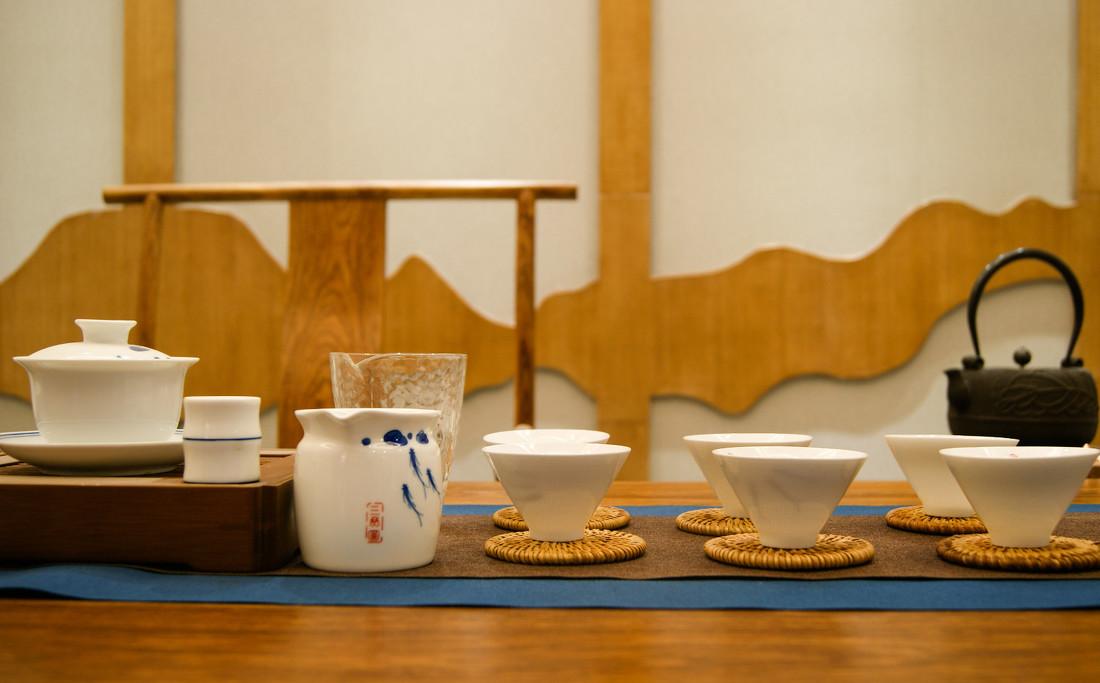 茶香四溢的六角窗山居空间-15