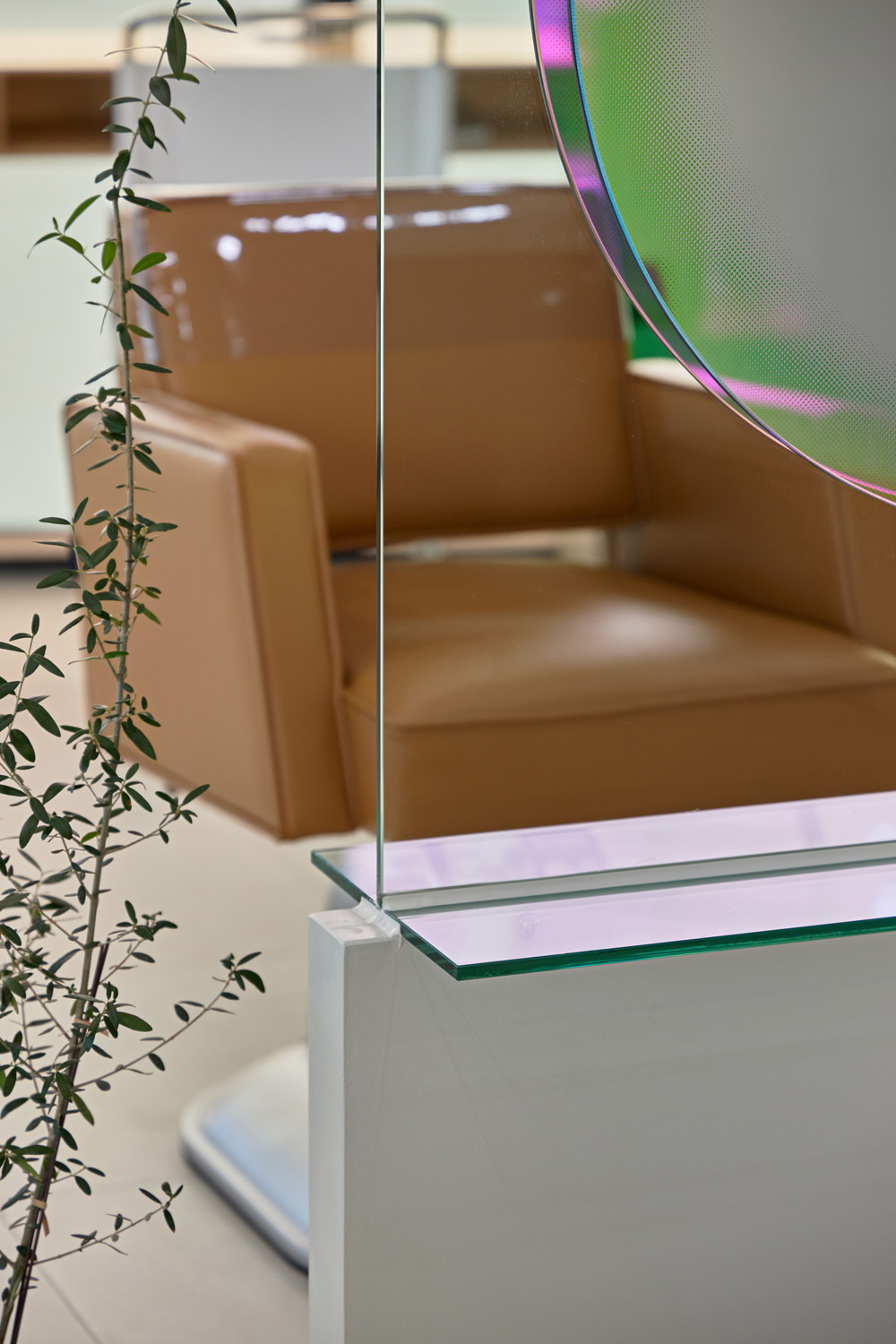 现代简约风格的 16 平米美容室内设计-13