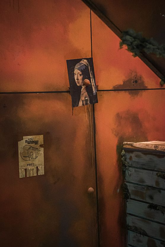 反乌托邦的恣意天堂 | 英国老旧购物中心的重生设计-15