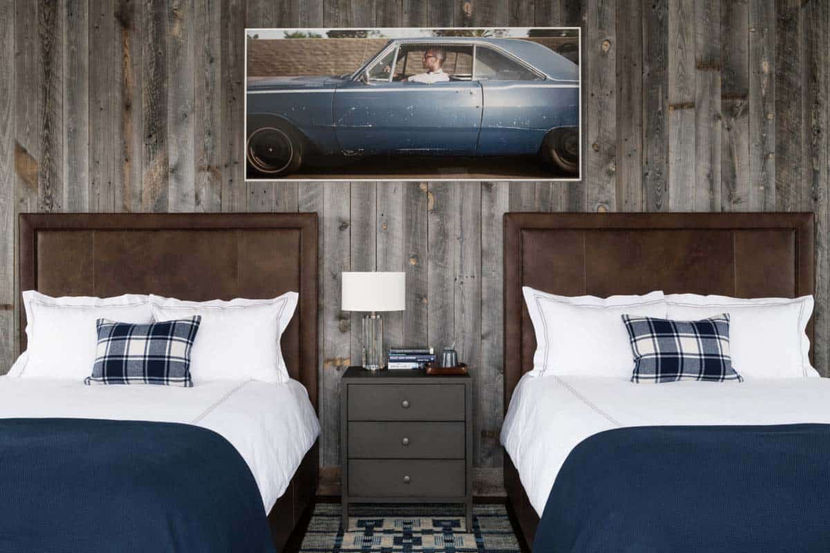 Mountain modern luxury home inspired by gorgeous Wyoming landscape-16