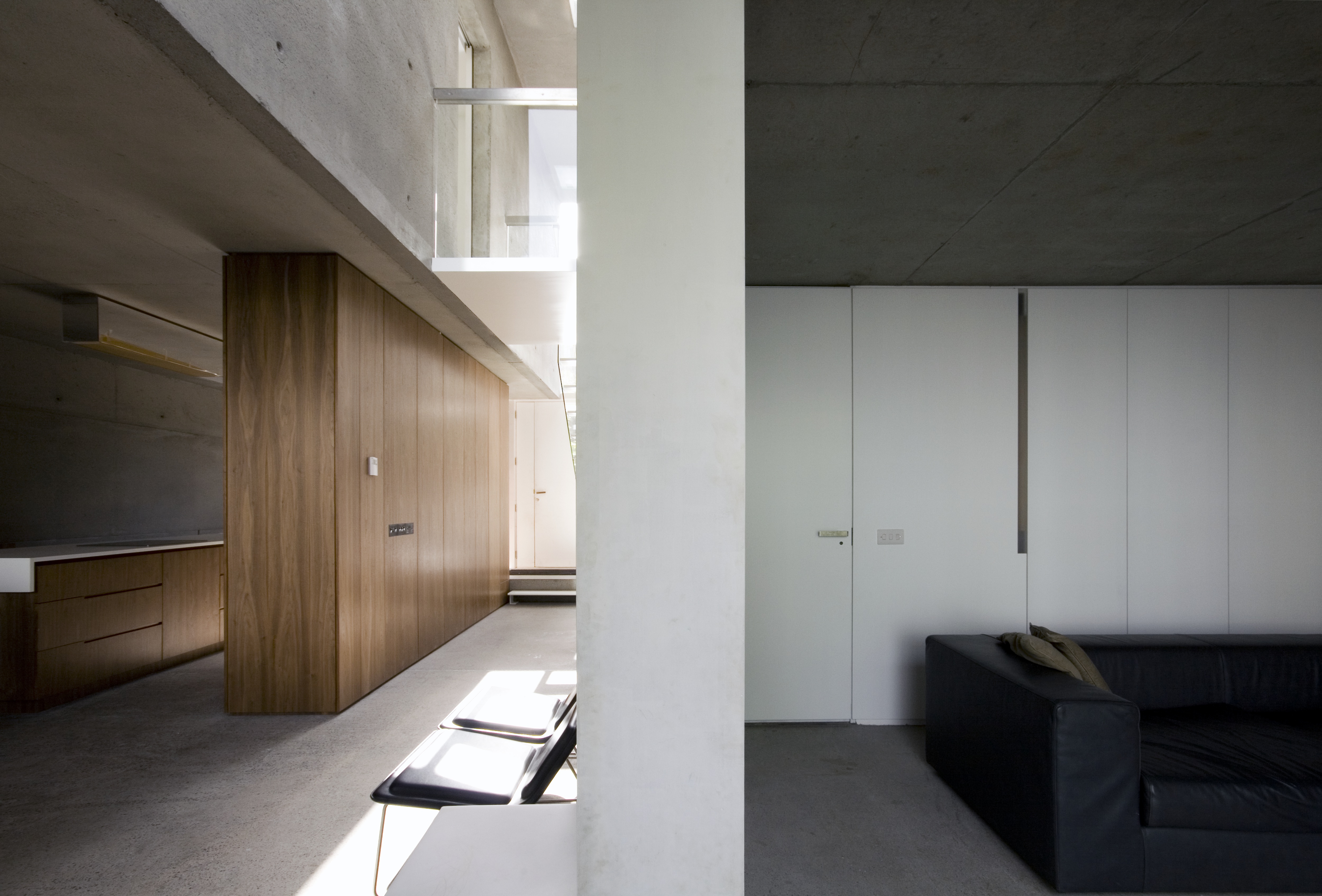 都柏林郊区单一家庭住宅的混凝土空间探索-8