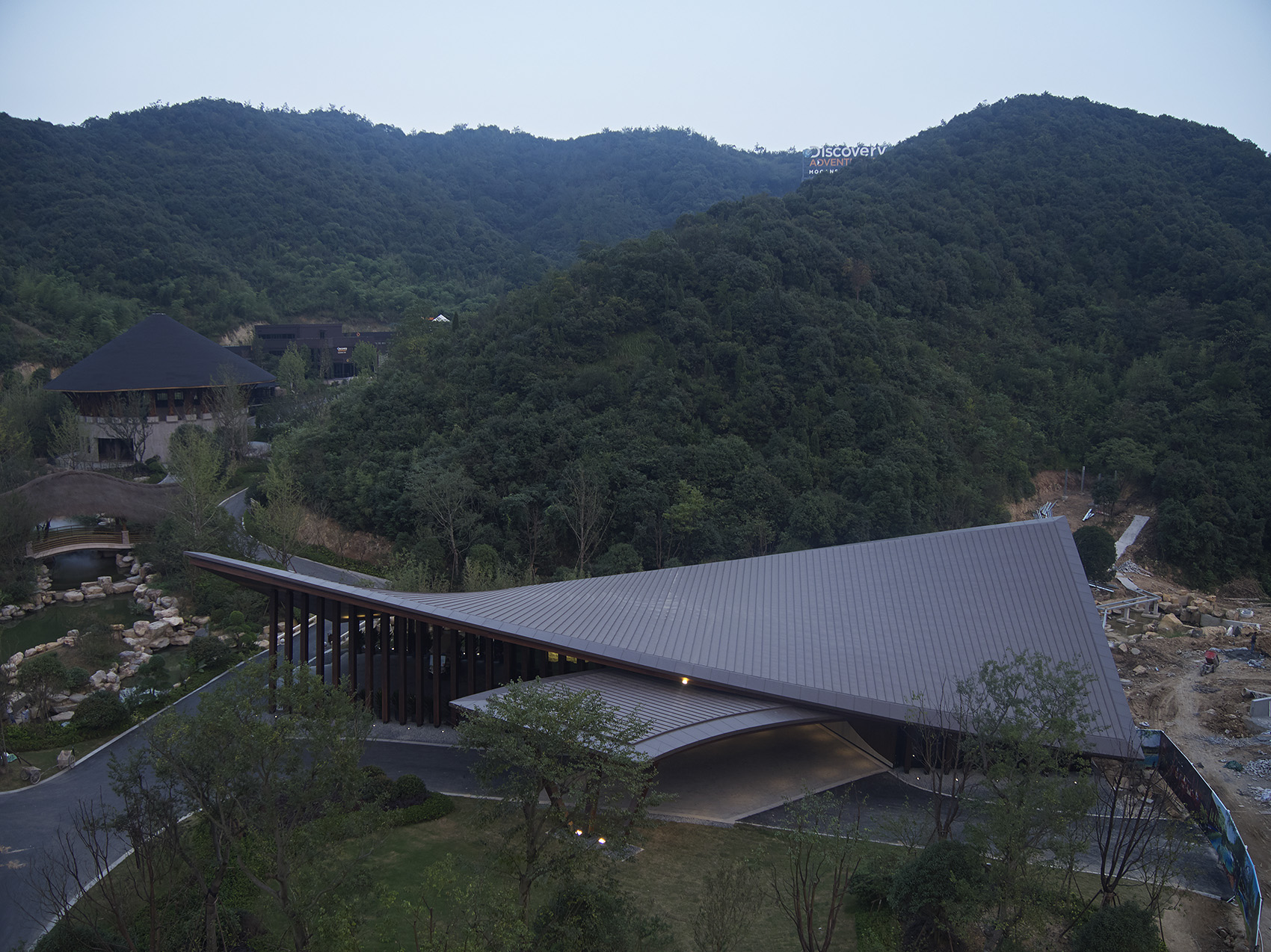 郡安里君澜度假酒店接待中心 ，浙江 / 界建筑&万境设计-37