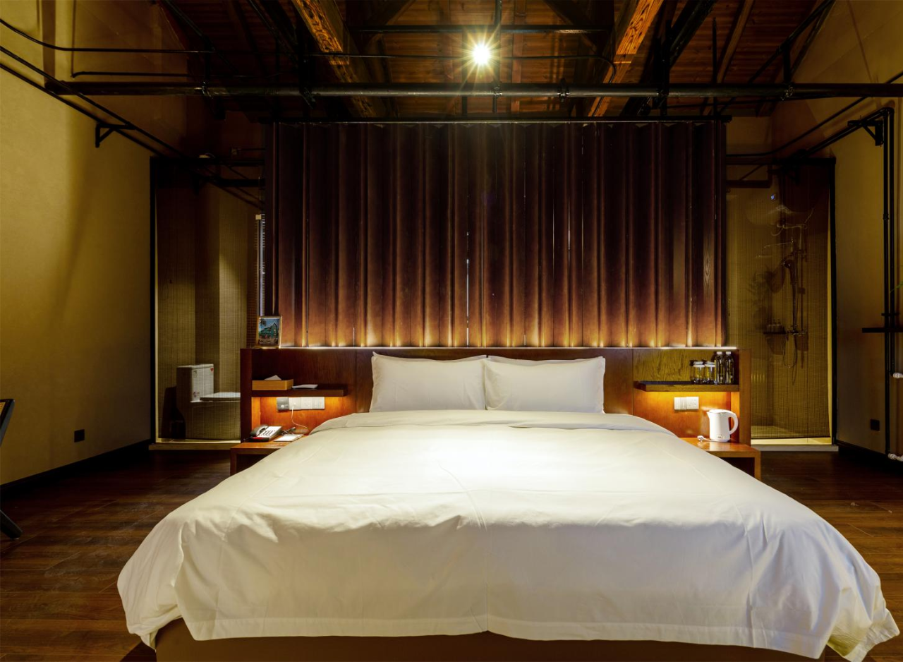 新作 邂逅岁月里的诗意旅居:山东青岛中山路顺德府客栈丨中国青岛丨山溪集（上海）空间设计咨询有限公司-31