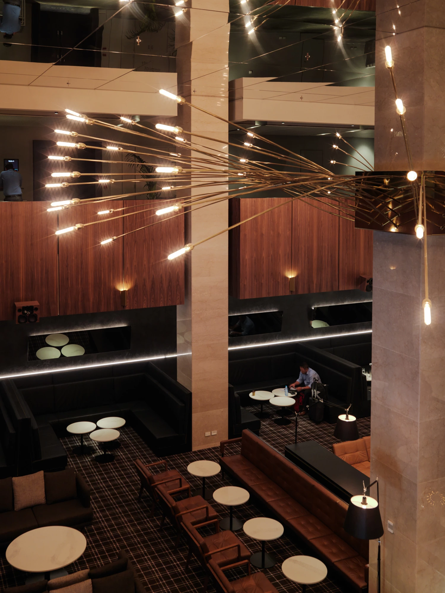 Landini Associates 重塑 Adelaide Hilton 酒店餐厅设计-29