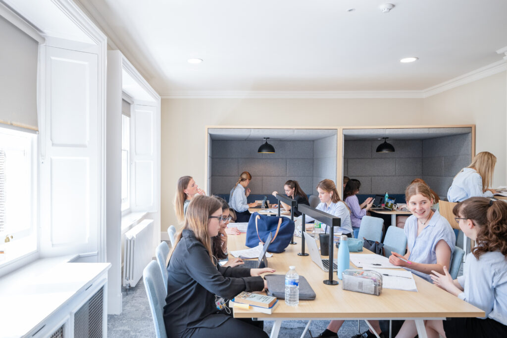 Marist School – Sixth Form - Envoplan-3