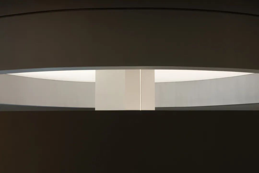 逆向空间×米构展厅：几何秩序，光赋自由-27