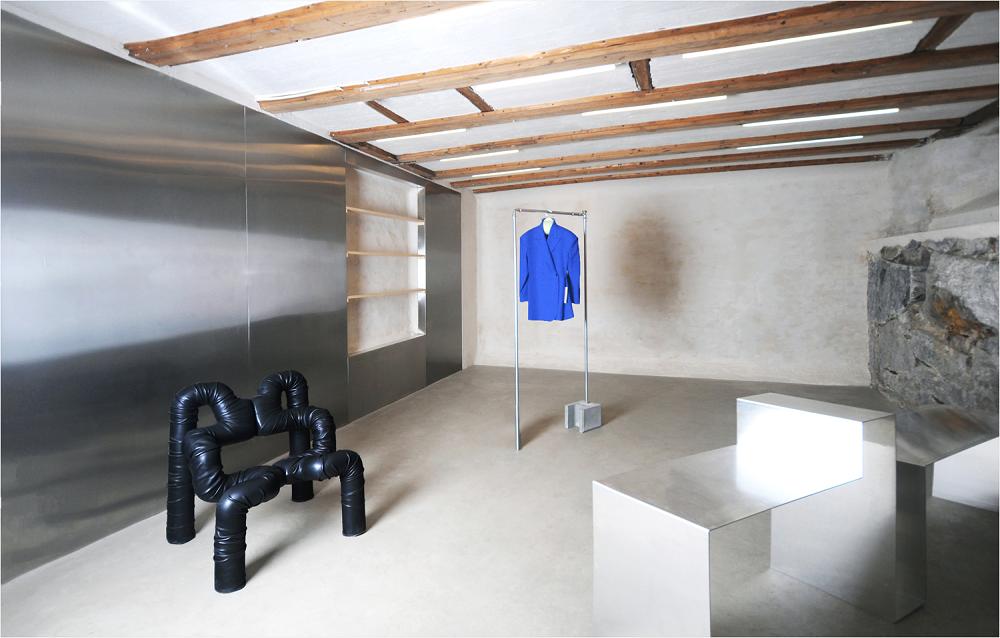 挪威 Sorgenfri 女装精品店设计-4