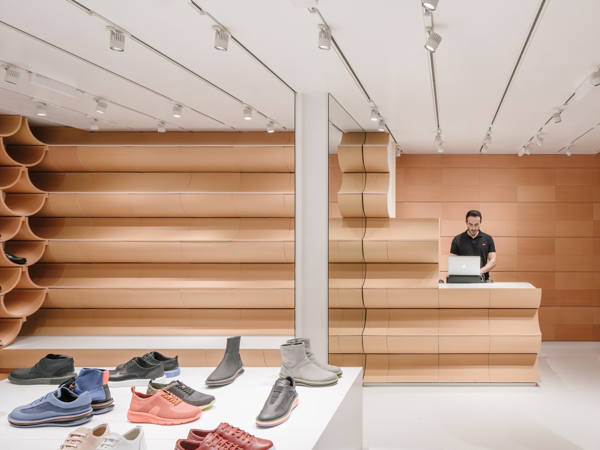 Camper 专卖店  隈研吾建筑都市设计事务所-5