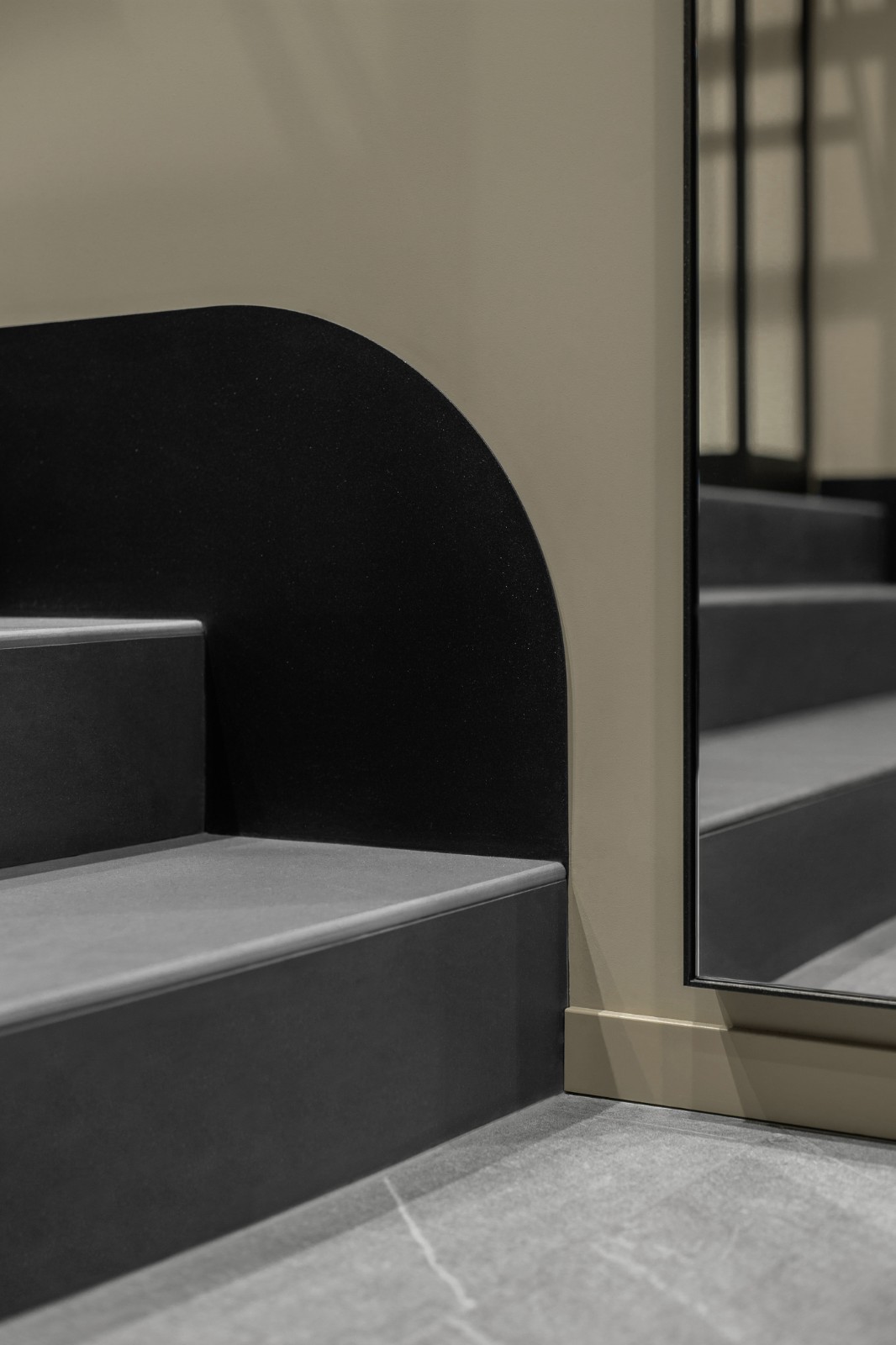 110m²国外极简男士服装店  LIS 设计工作室-4